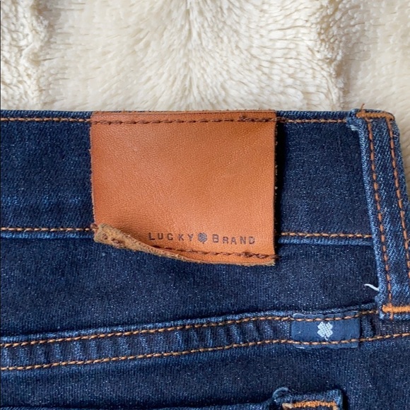 Dark Wash Lucky Brand Jeans - Picture 3 of 7